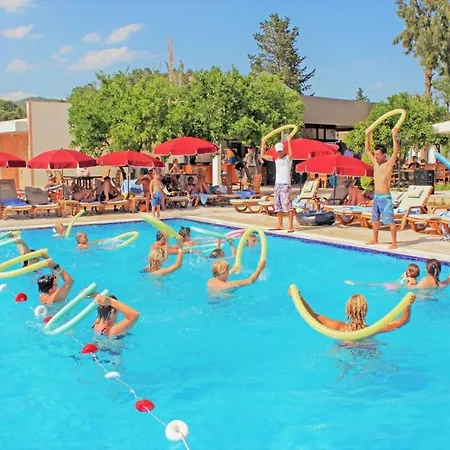 Omorfi Garden Ξενοδοχείο Κεμέρ