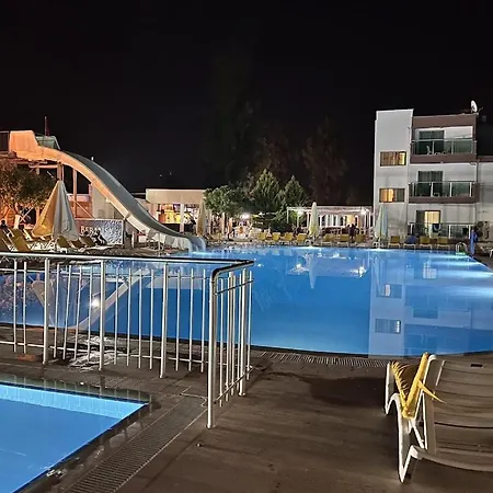 Omorfi Garden Ξενοδοχείο Κεμέρ