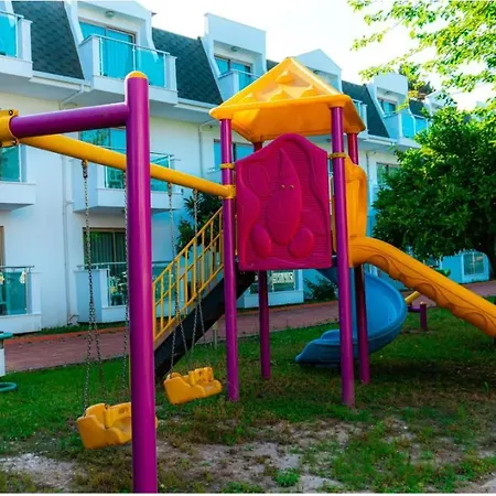 Ξενοδοχείο Omorfi Garden