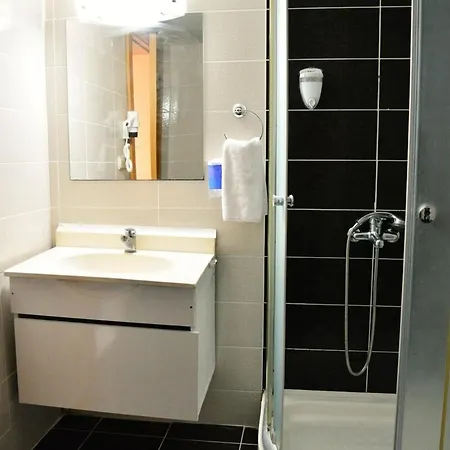 Omorfi Garden 4* Kemer