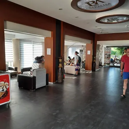 Omorfi Garden Hotel