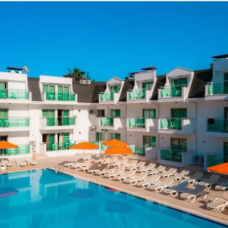 Hotel Omorfi Garden