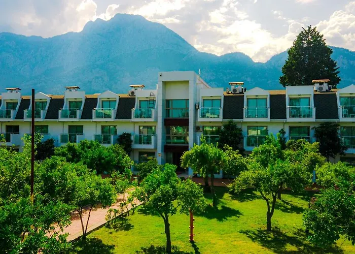 Hotel Omorfi Garden