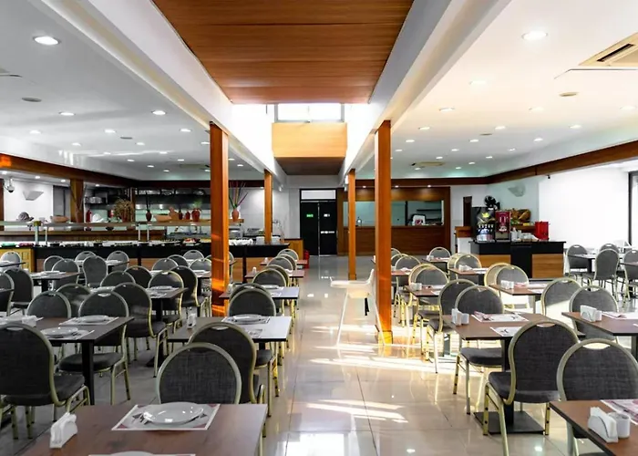 Omorfi Garden Kemer