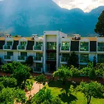 Hotel Omorfi Garden