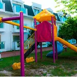 Hotel Omorfi Garden