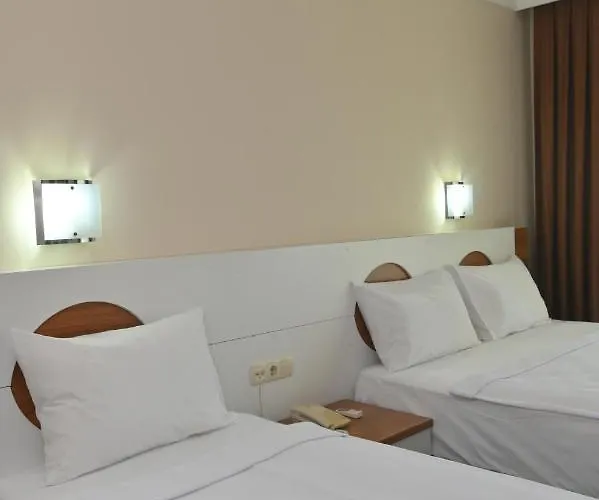 Omorfi Garden Hotell Kemer