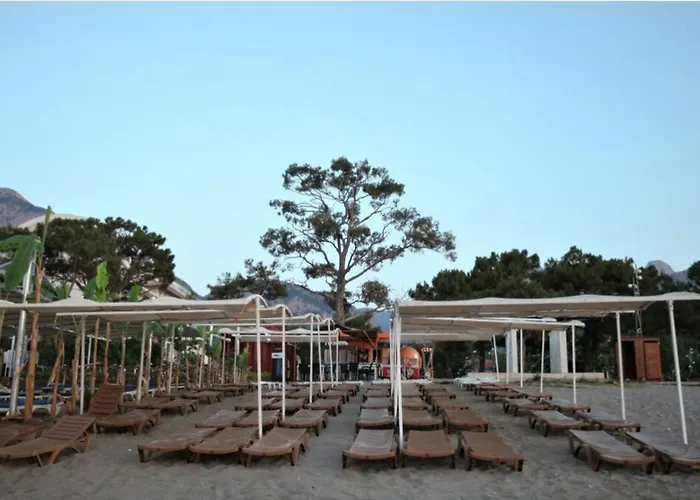 Omorfi Garden Hotell
