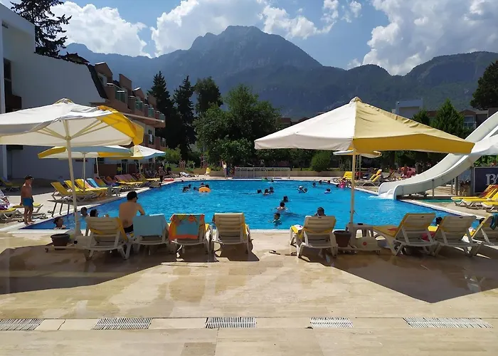 Omorfi Garden Hotell Kemer